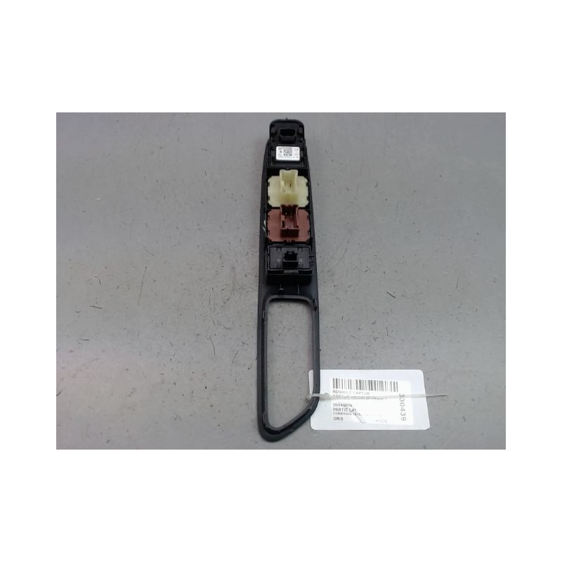 COMMANDE LEVE-GLACE PORTE AVG RENAULT CAPTUR Phase 1 2013-...