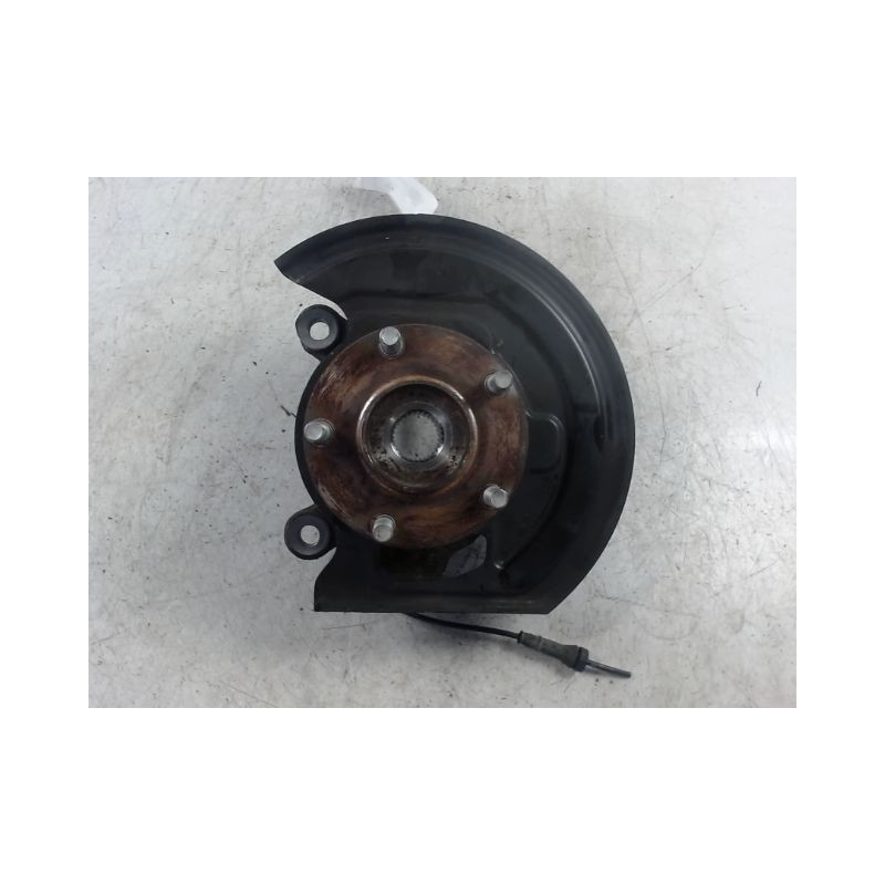 PIVOT AVANT GAUCHE NISSAN JUKE
