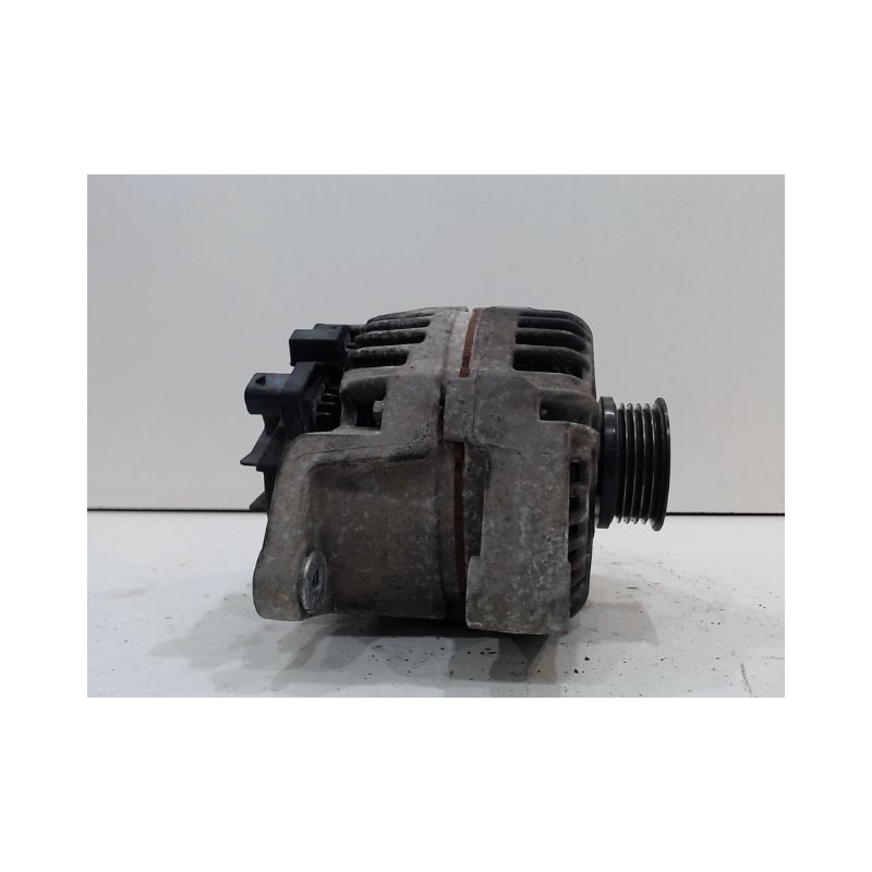 ALTERNATEUR OPEL CORSA