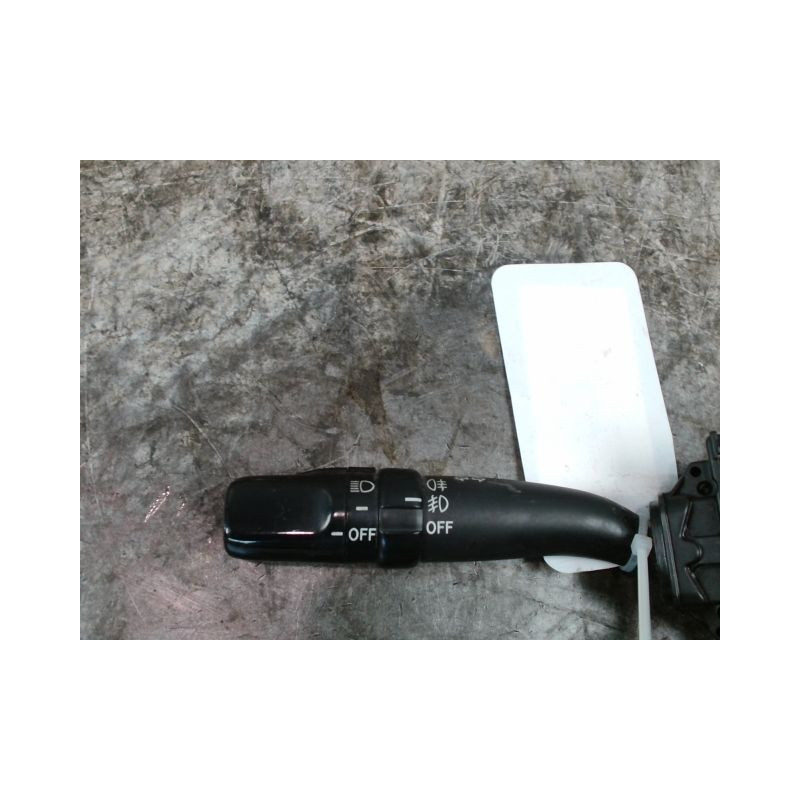COMMANDE CLIGNOTANT TOYOTA COROLLA VERSO 2007-