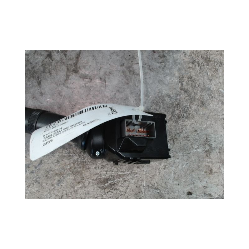 COMMANDE ESSUIE GLACE KIA RIO 2005-