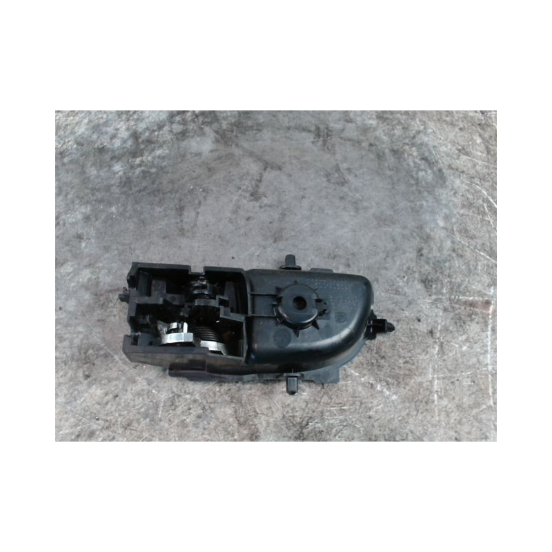 POIGNEE INTERIEURE PORTE ARRIERE DROIT TOYOTA YARIS II 2010-