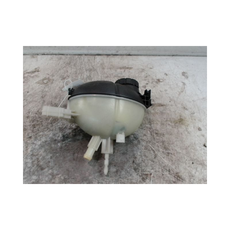 VASE EXPANSION MERCEDES CLASSE C BREAK 2004-