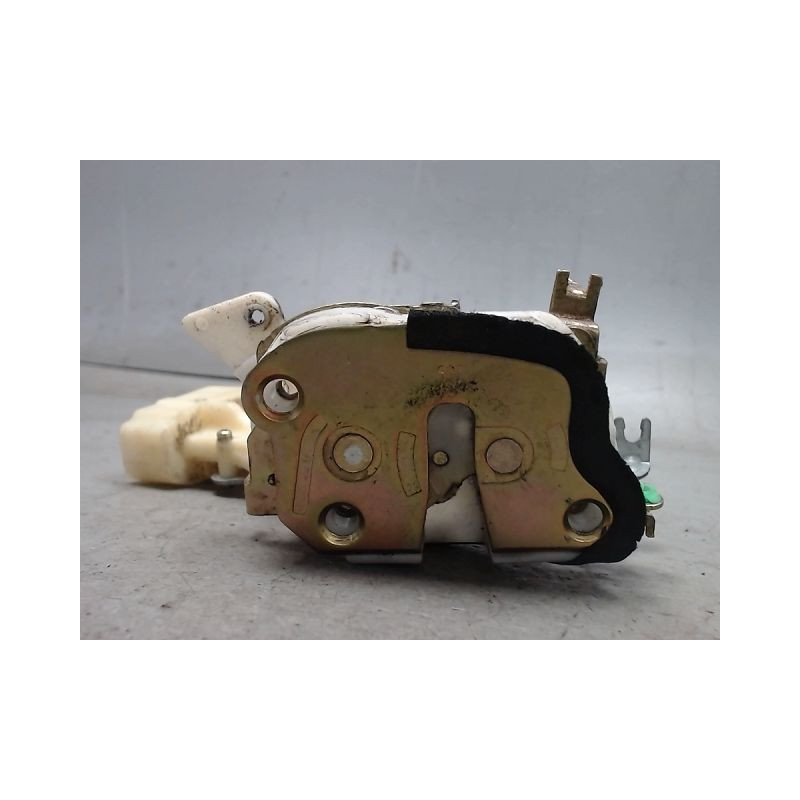SYSTEME CONDAMNATION AVANT GAUCHE TOYOTA YARIS 2003-