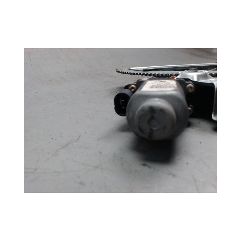 MECANISME+MOTEUR LEVE-GLACE AVANT DROIT RENAULT KANGOO 2000-2003