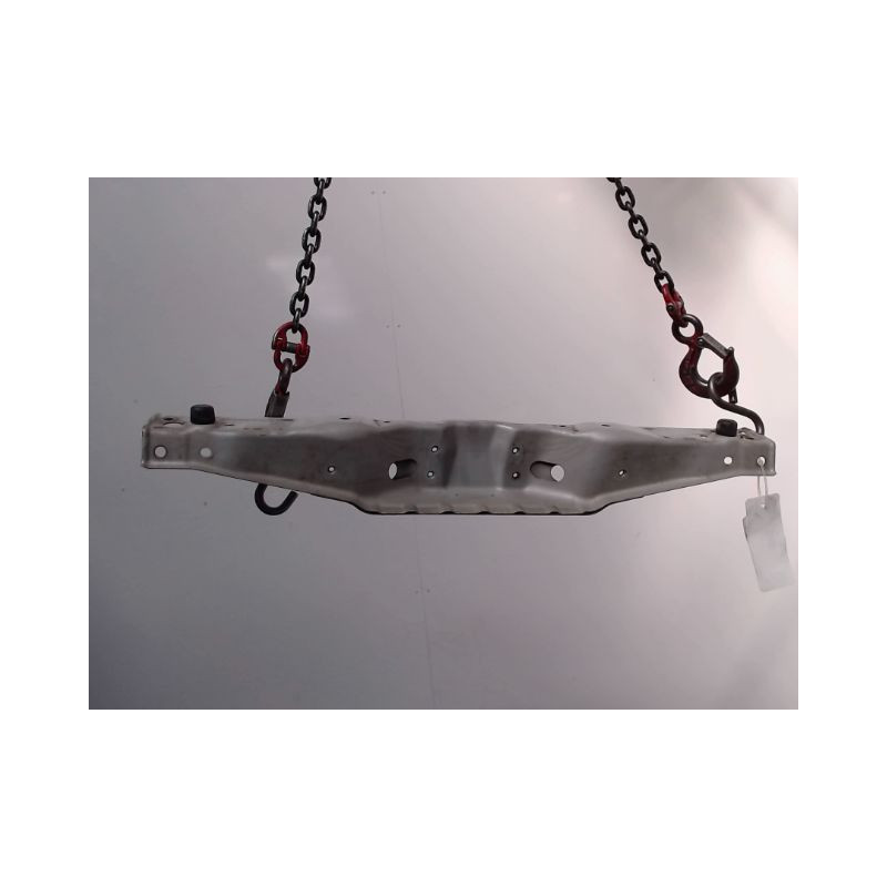 TRAVERSE SUPERIEURE ARMATURE AVANT SUZUKI G.VITARA