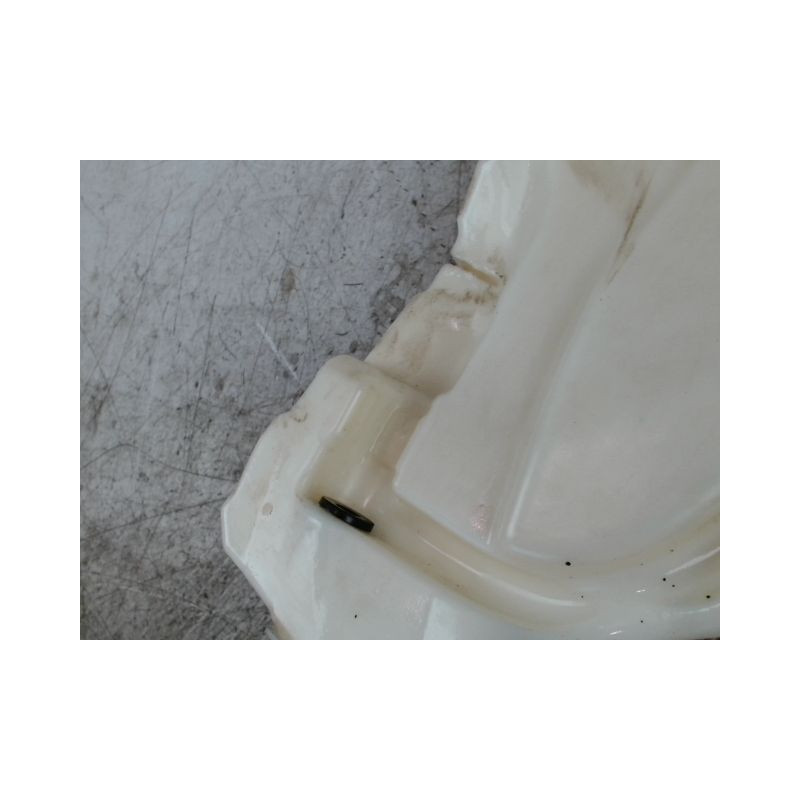 RESERVOIR LAVE-GLACE AVANT VOLKSWAGEN TOUAREG