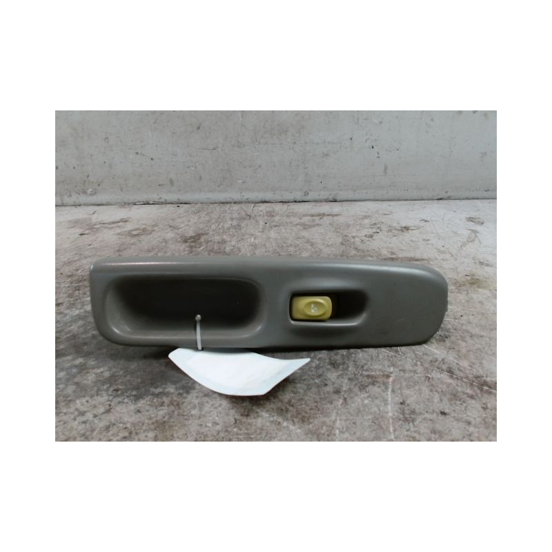 COMMANDE LEVE-GLACE PORTE AVD RENAULT TWINGO PH.2  98-2000