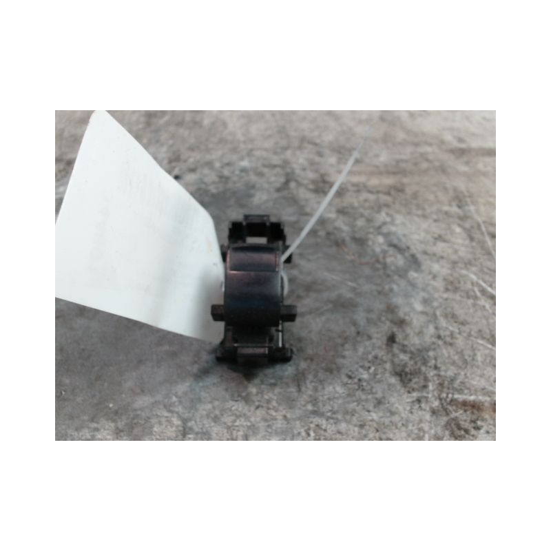 COMMANDE LEVE-GLACE PORTE AVD TOYOTA YARIS II 2010-