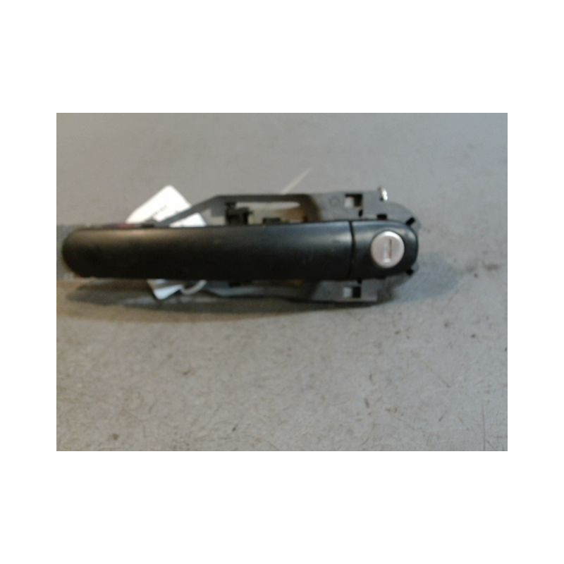 POIGNEE EXTERIEURE PORTE AVANT GAUCHE VOLKSWAGEN FOX