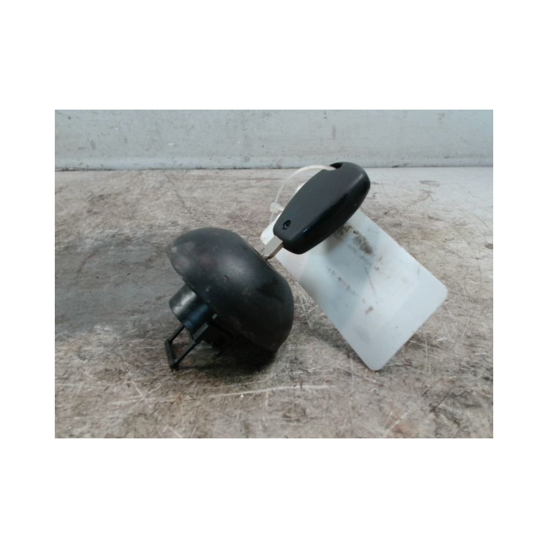 BOUCHON RESERVOIR A CARBURANT DACIA SANDERO 2008-