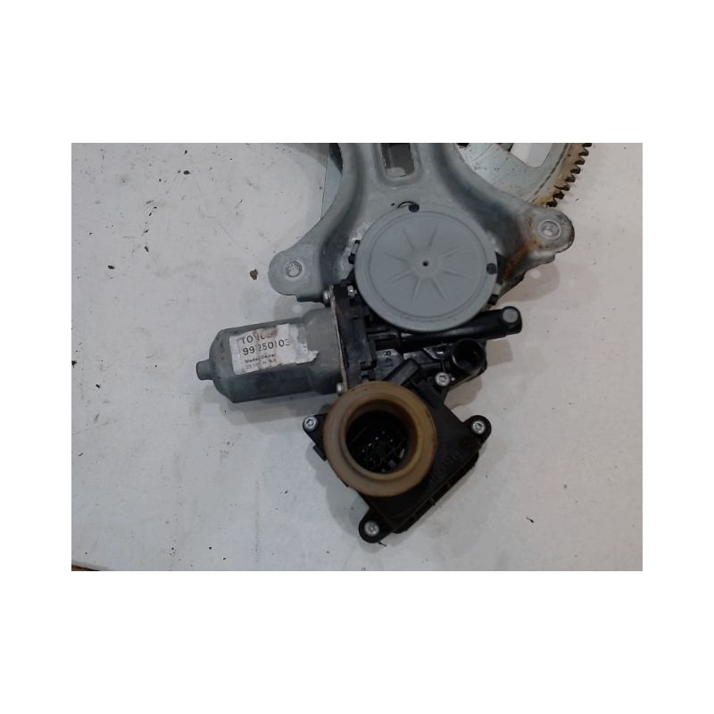 MECANISME LEVE-GLACE ARRIERE DROIT TOYOTA COROLLA