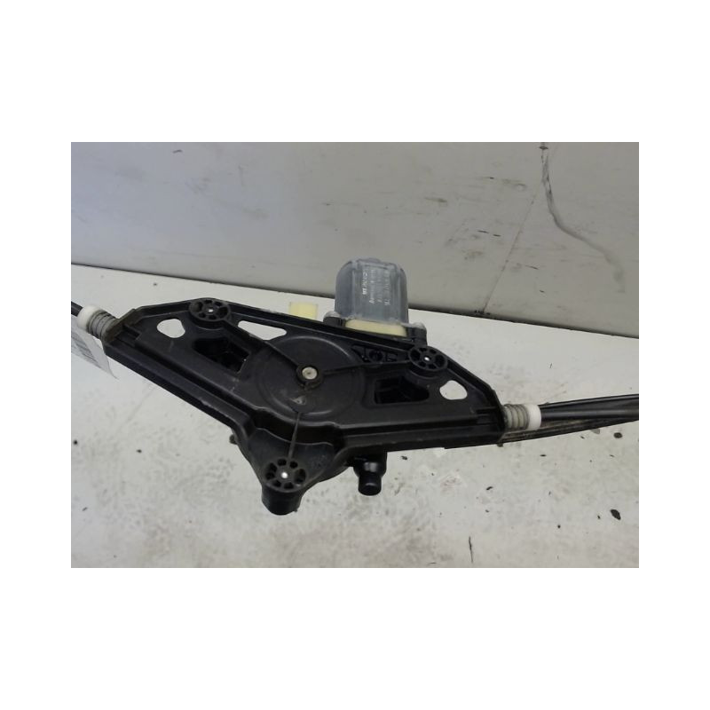MECANISME+MOTEUR LEVE-GLACE AVANT DROIT SKODA OCTAVIA