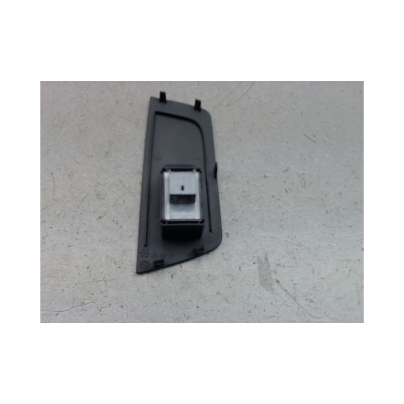 COMMANDE LEVE-GLACE PORTE AVD AUDI A1 Phase 1 (8X) 2010-2015