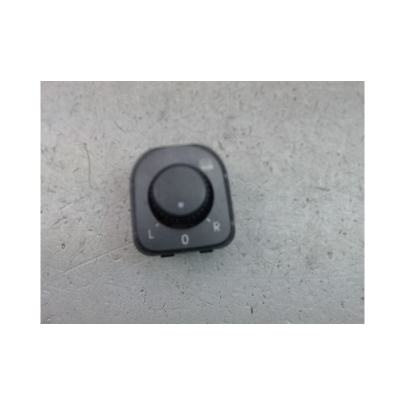 COMMANDE RETROVISSEUR EXTERIEUR ELECTRIQUE VOLKSWAGEN GOLF V (1K) 2003-2008