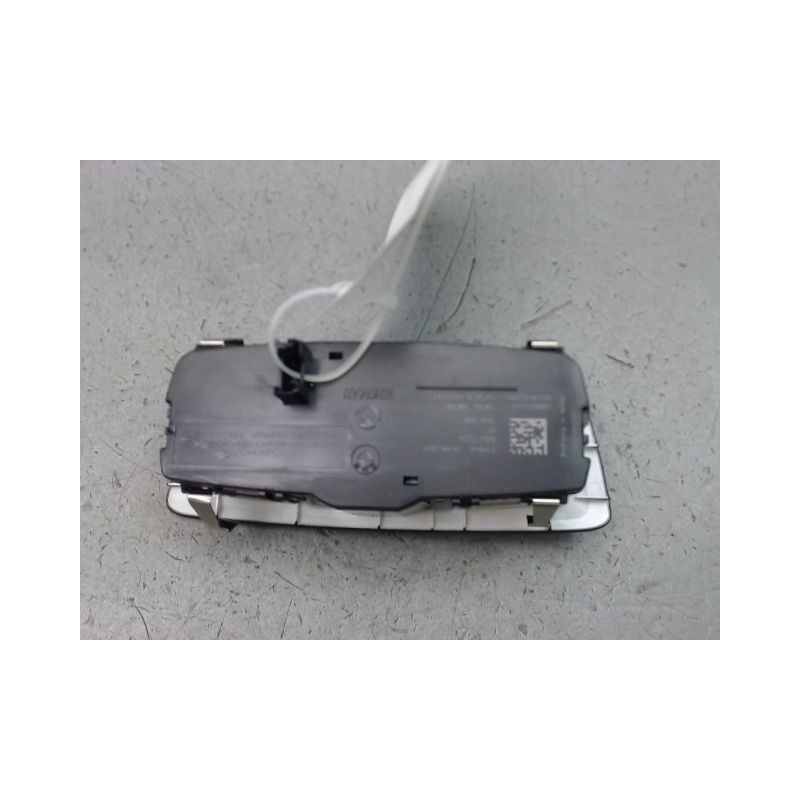 INTERIEUR COMMANDE PHARES BMW SERIE 1 II (F20/F21) 2011-...