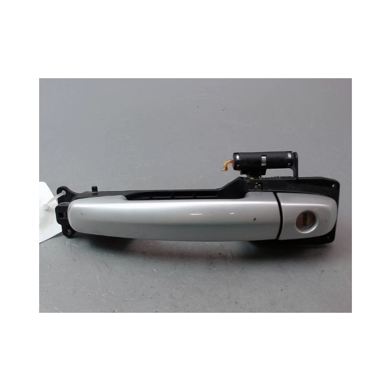 POIGNEE EXTERIEURE PORTE AVANT GAUCHE OPEL AGILA