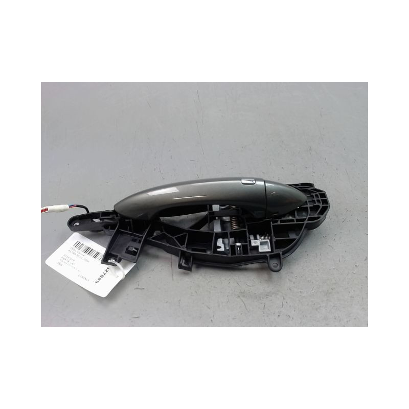 POIGNEE EXTERIEURE PORTE AVANT GAUCHE OPEL ASTRA 2004-