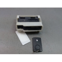 LECTEUR DE CARTE RENAULT CAPTUR Phase 1 2013-...