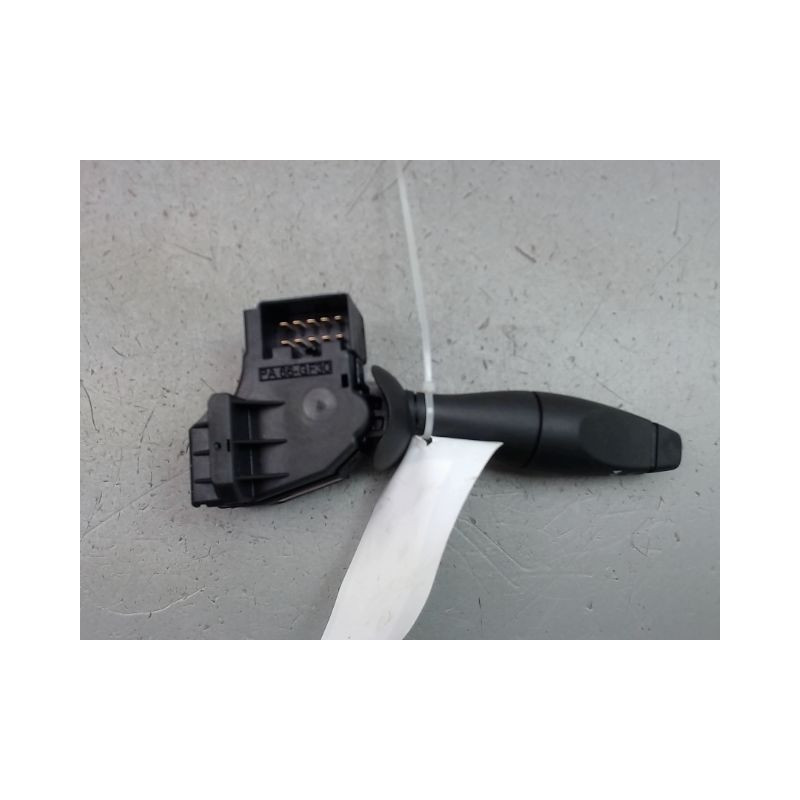 COMMANDE ESSUIE GLACE FORD FIESTA V Phase 1 2002-2005