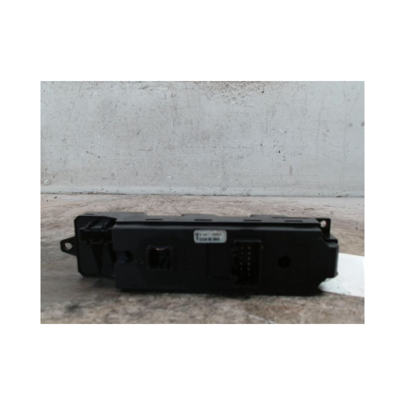COMMANDE RETROVISSEUR EXTERIEUR ELECTRIQUE MAZDA MAZDA 5