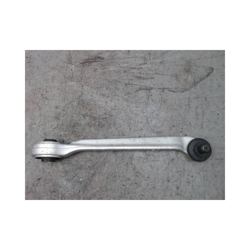 TRIANGLE SUPERIEUR AVANT GAUCHE AUDI A4 AVANT 99-2001