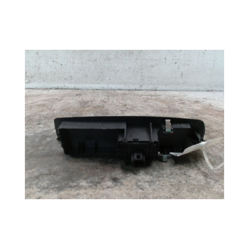 COMMANDE LEVE-GLACE PORTE AVD RENAULT LAGUNA III 2007-