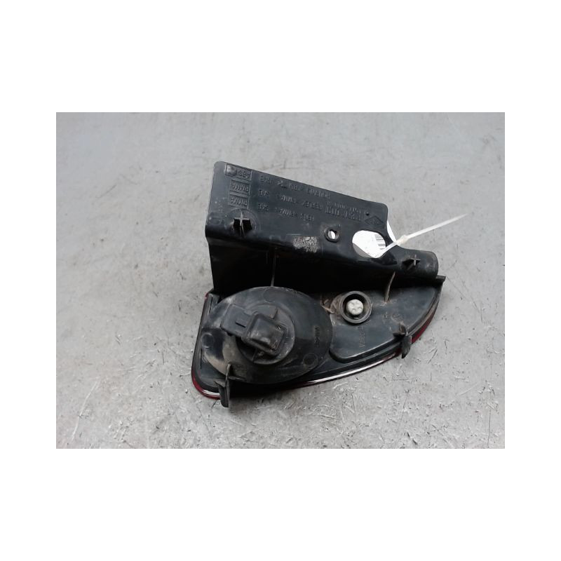 FEU BROUILLARD ARRIERE DROIT RENAULT ESPACE 2006-