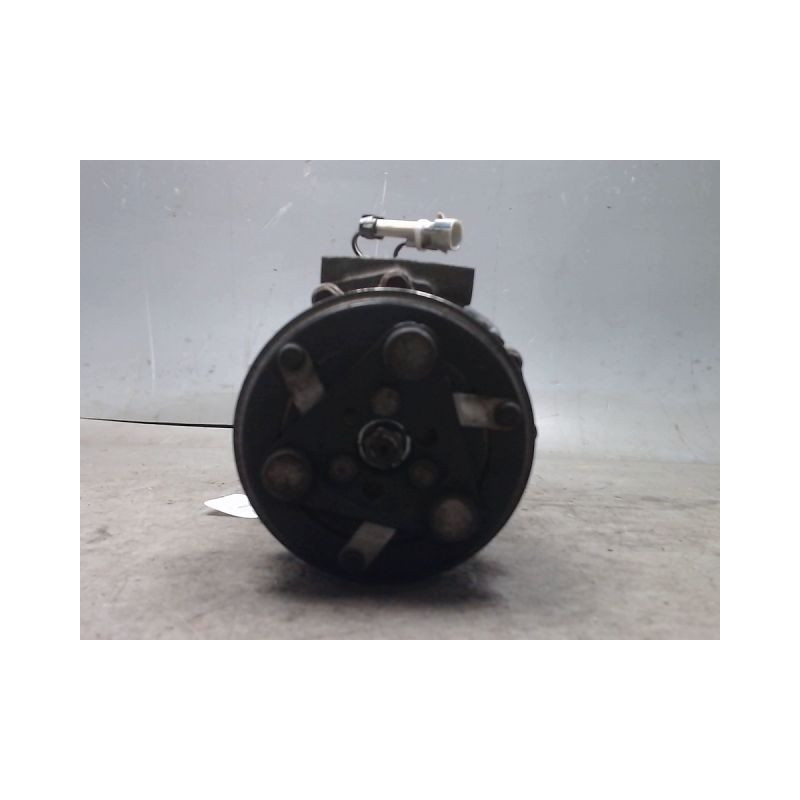 COMPRESSEUR AIR CONDITIONNE OPEL AGILA