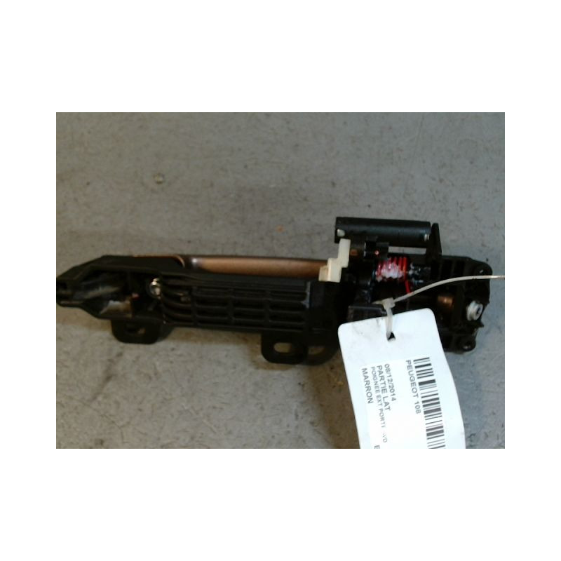 POIGNEE EXTERIEURE PORTE AVANT DROIT PEUGEOT 108