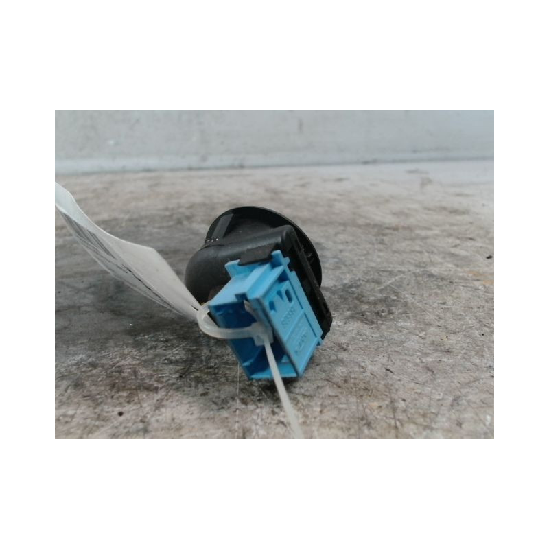 COMMANDE RETROVISSEUR EXTERIEUR ELECTRIQUE CITROEN BERLINGO BREAK 2002-