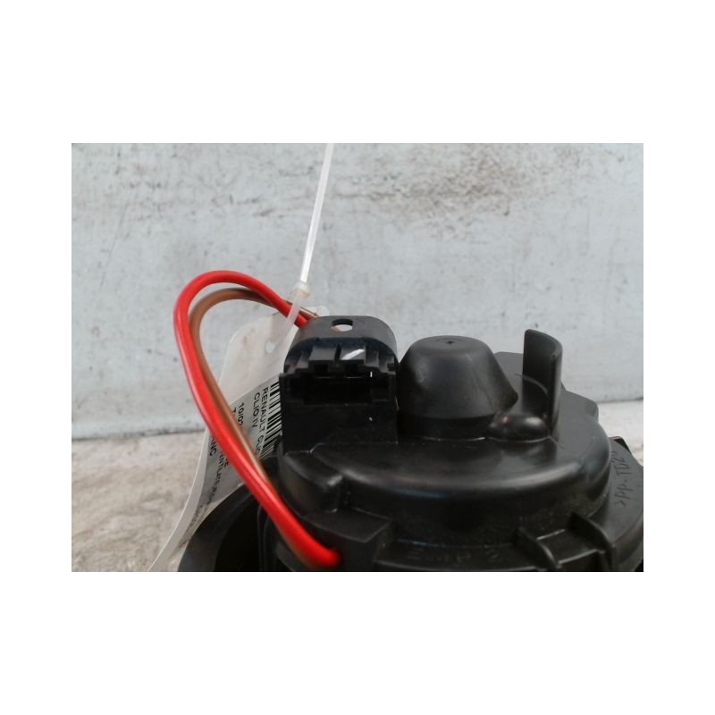 MOTEUR VENTILATEUR CHAUFFAGE RENAULT CLIO IV