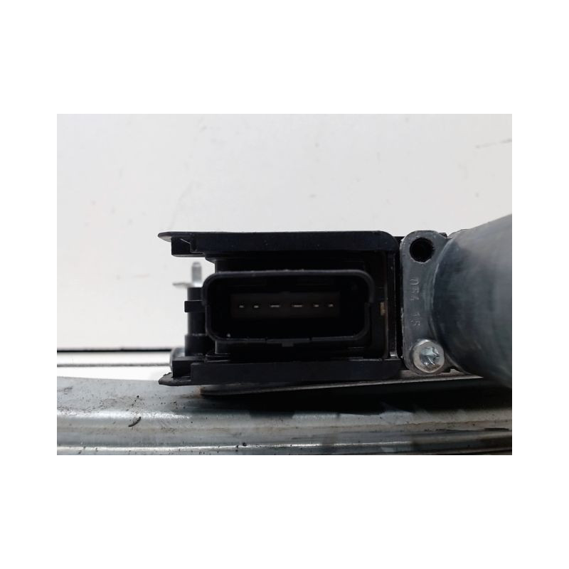 MECANISME+MOTEUR LEVE-GLACE AVANT DROIT PEUGEOT 2008