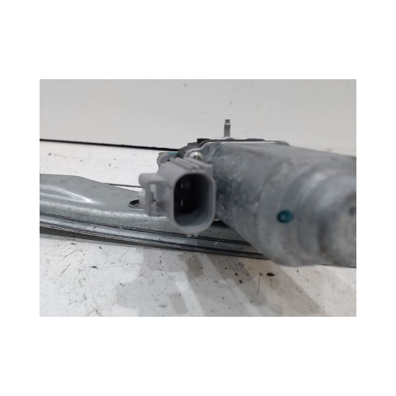MECANISME+MOTEUR LEVE-GLACE AVANT DROIT FORD KA+