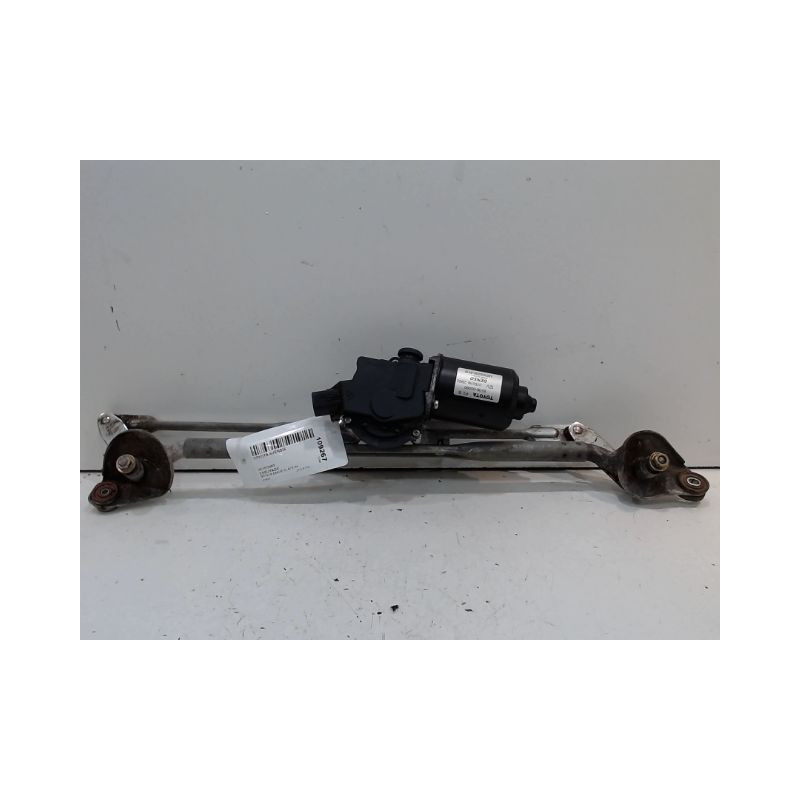 MOTEUR ESSUIE-GLACE AVANT TOYOTA AVENSIS