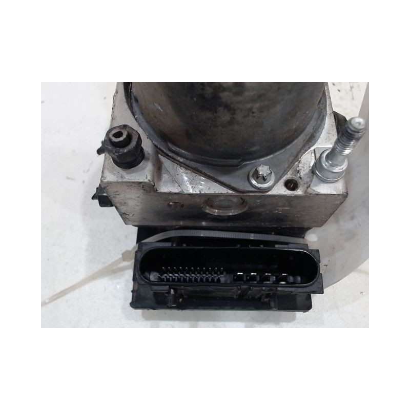 UNITE HYDRAULIQUE ABS TOYOTA AYGO