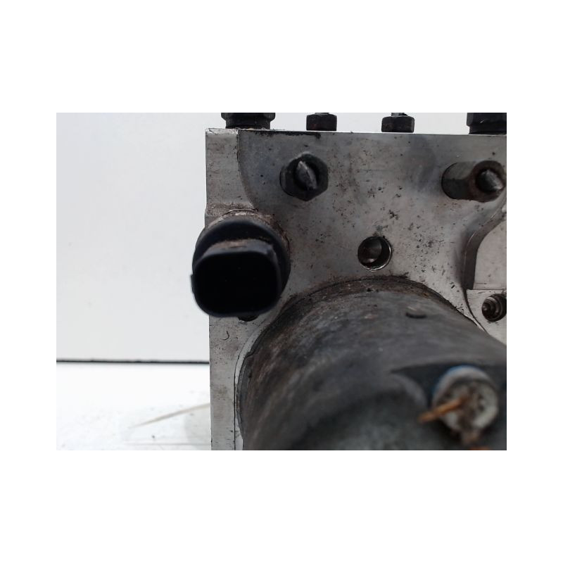 UNITE HYDRAULIQUE ABS TOYOTA AVENSIS