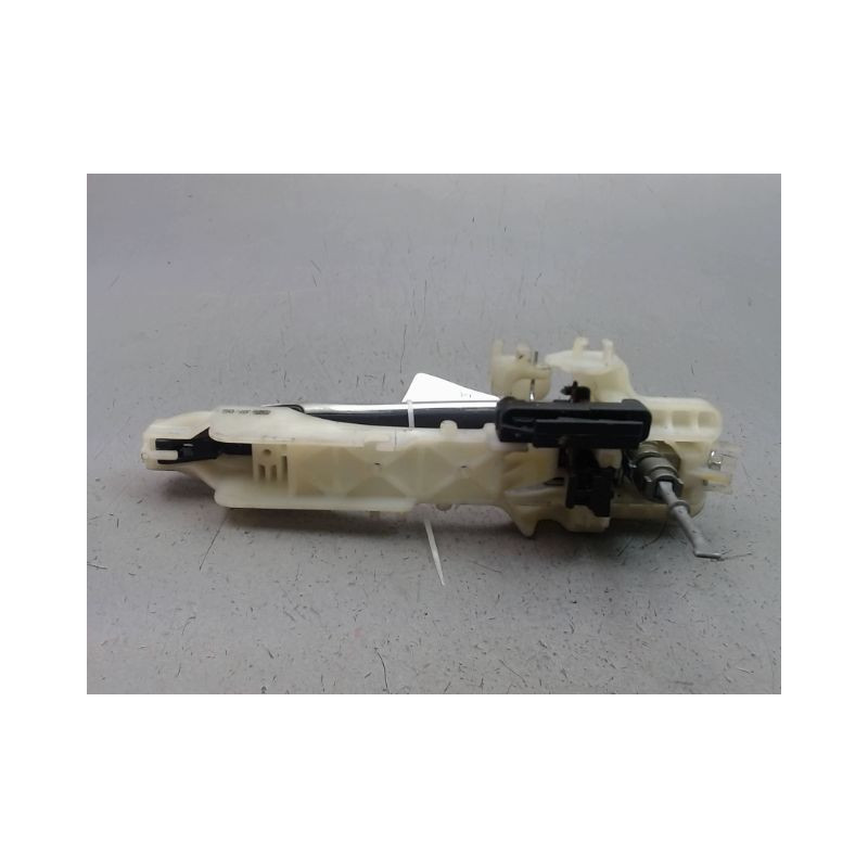 POIGNEE EXTERIEURE PORTE AVANT GAUCHE KIA SPORTAGE III 2010-