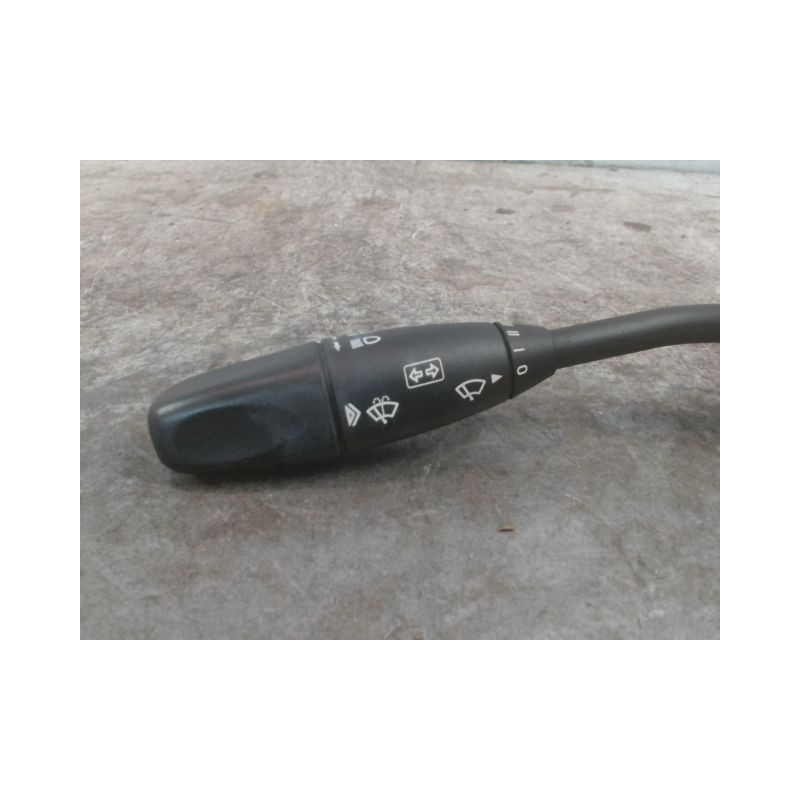 COMMANDE CLIGNOTANT MERCEDES CLASSE C COUPE SPORT 2004-