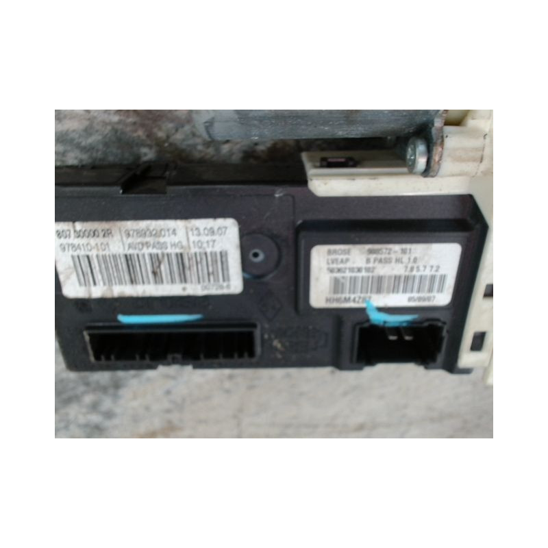 MECANISME+MOTEUR LEVE-GLACE AVANT DROIT RENAULT LAGUNA III 2007-
