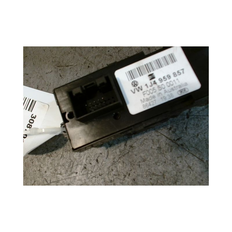COMMANDE LEVE-GLACE PORTE AVG VOLKSWAGEN PASSAT 96-2000