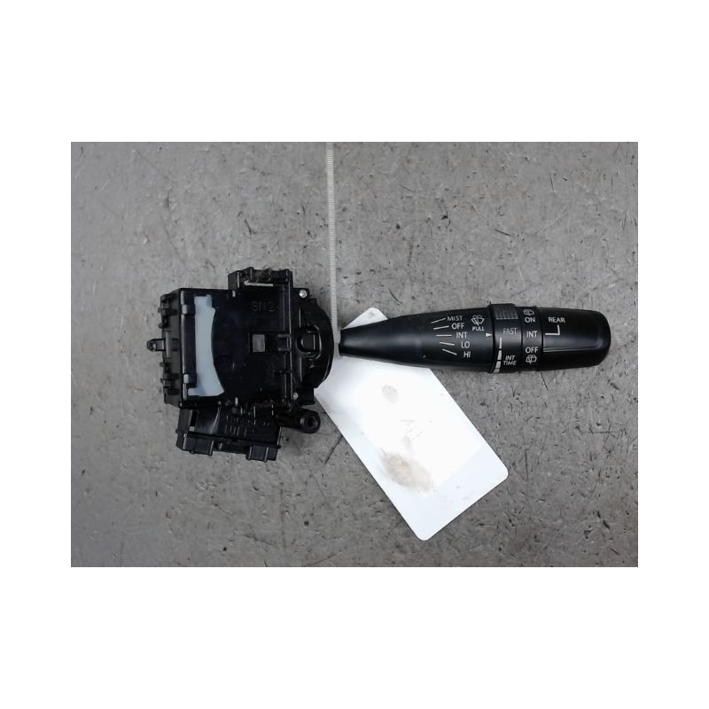 COMMANDE ESSUIE GLACE SUZUKI SWIFT