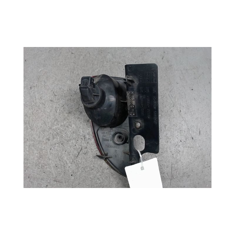 FEU BROUILLARD ARRIERE DROIT RENAULT ESPACE 2002-