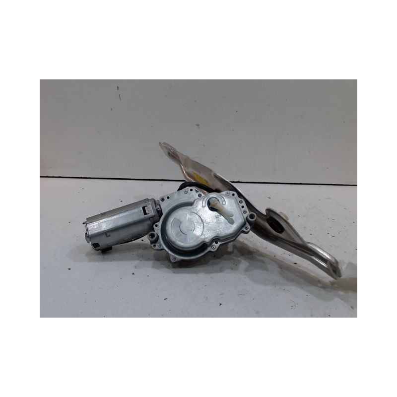 MOTEUR ESSUIE-GLACE ARRIERE VOLKSWAGEN POLO