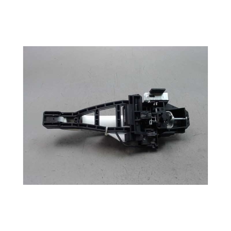 POIGNEE EXTERIEURE PORTE AVANT DROIT FORD FOCUS III Phase 2 2014-...