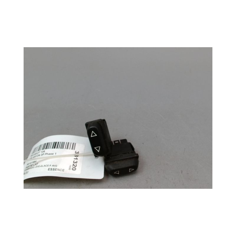 COMMANDE LEVE-GLACE PORTE AVG PEUGEOT 106 Phase 1 1991-1996