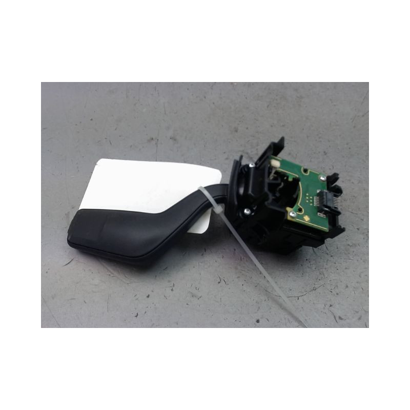 COMMANDE CLIGNOTANT FORD FIESTA 2010-