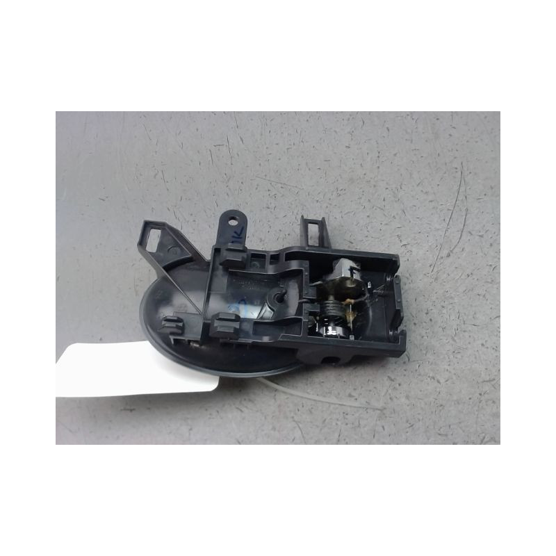 POIGNEE INTERIEURE PORTE ARRIERE DROIT NISSAN JUKE Phase 1 2010-...