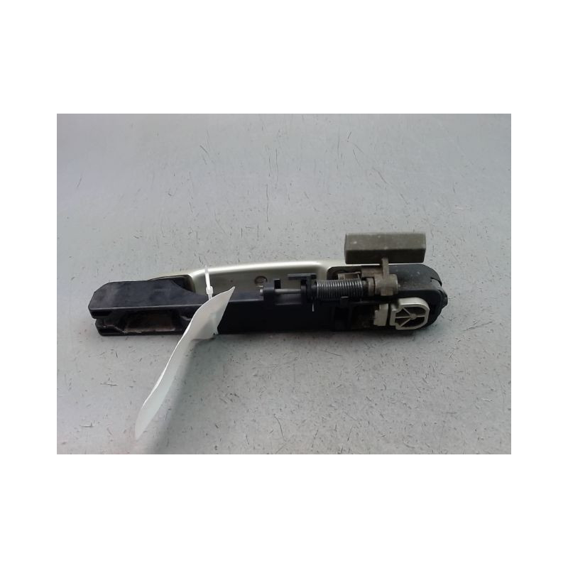 POIGNEE EXTERIEURE PORTE AVANT DROIT RENAULT LAGUNA II Phase 1 2000-2005