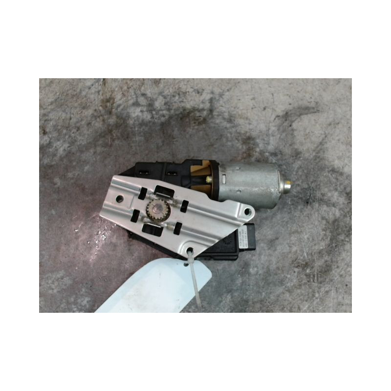 MOTEUR TOIT OUVRANT RENAULT SCENIC II PH2 2006-